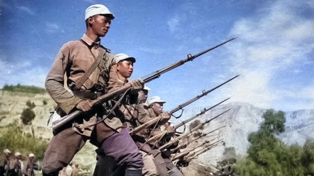 这是1939年,八路军围歼日寇战斗现场,罕见白刃战肉搏刺刀_凤凰网视频_