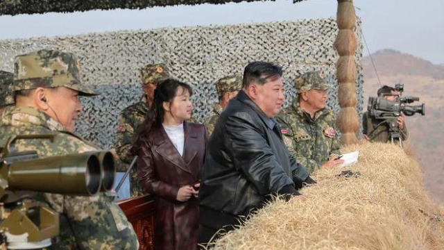 朝鲜官媒首次尊称金正恩女儿“伟大的向导者”