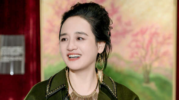 “乡愁”伍宇娟艺术展北京开幕 张丰毅陶红黄渤张杨等影视圈好友鼎力支持_凤凰网