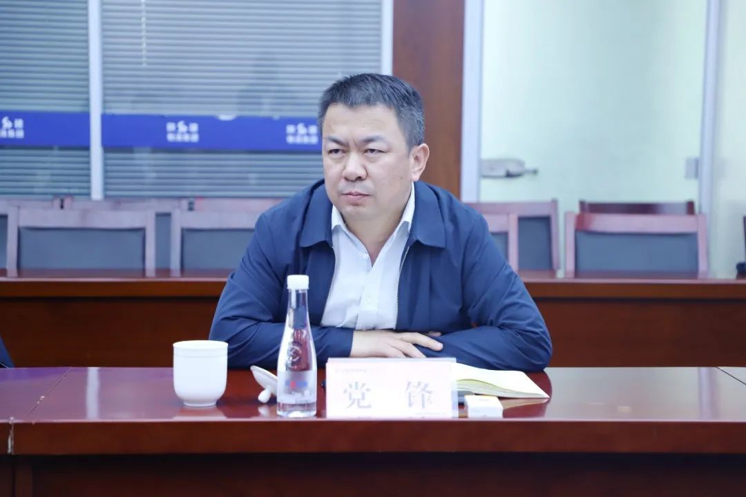 陕建物流集团总会计师康艳维,副总经理刘勇,陕西水务发展集团建设管理