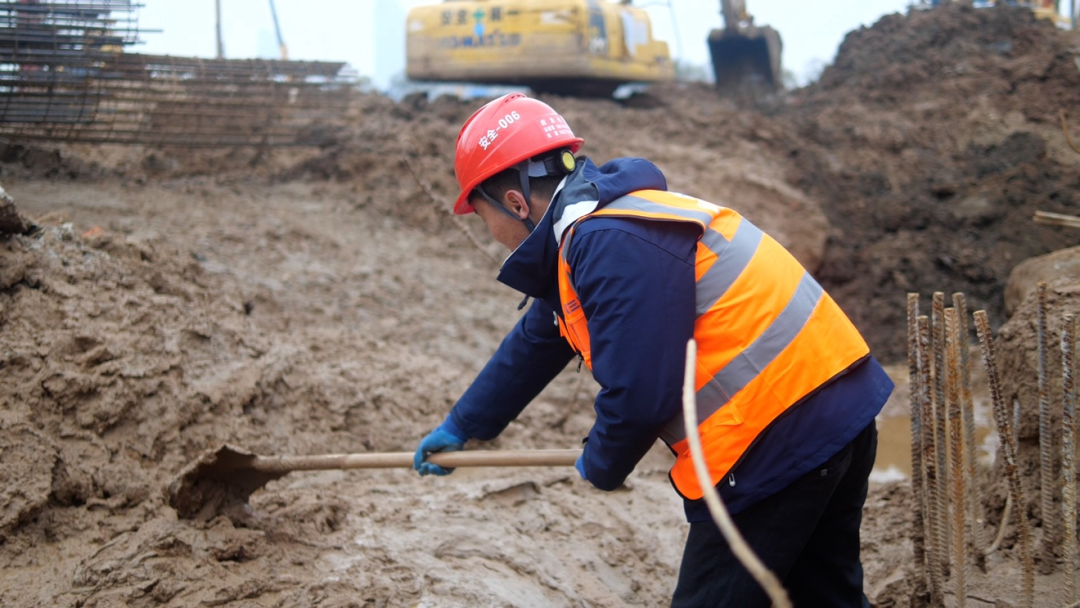 南昌工地上的00后农民工生活过得怎么样