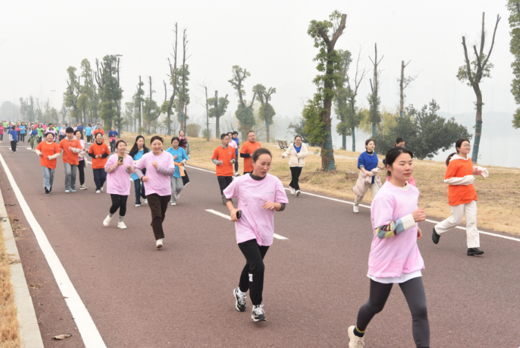 迎新春迷你马拉松比赛