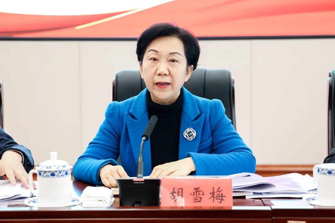 胡雪梅讲话.(全媒体记者 雷智 摄)