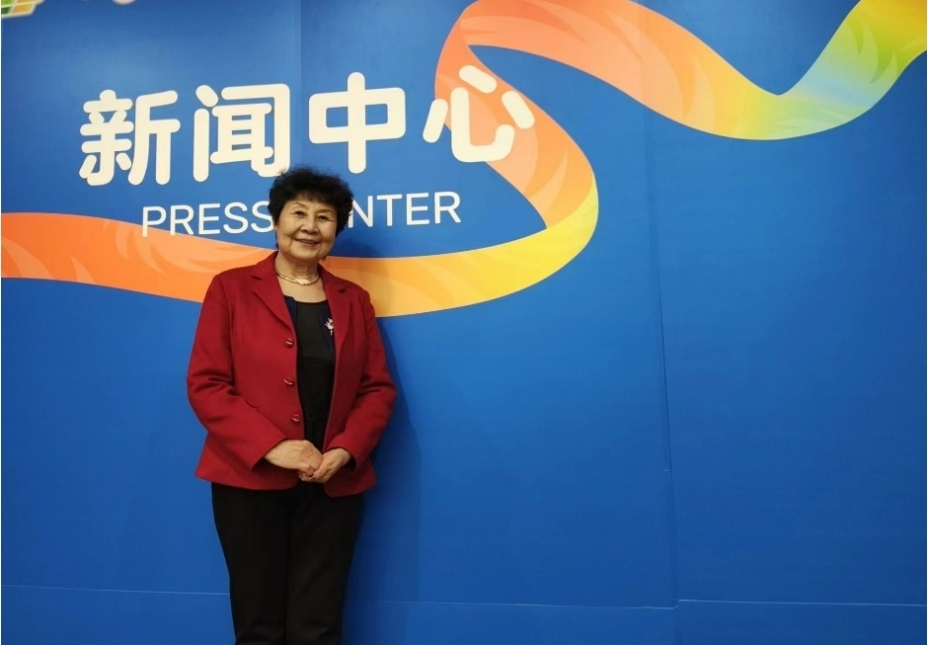 “红日照东方，国产品牌葡萄酒当自强”─新疆巴州焉耆葡萄酒协会携八家葡萄酒厂亮相2024年成都糖酒会