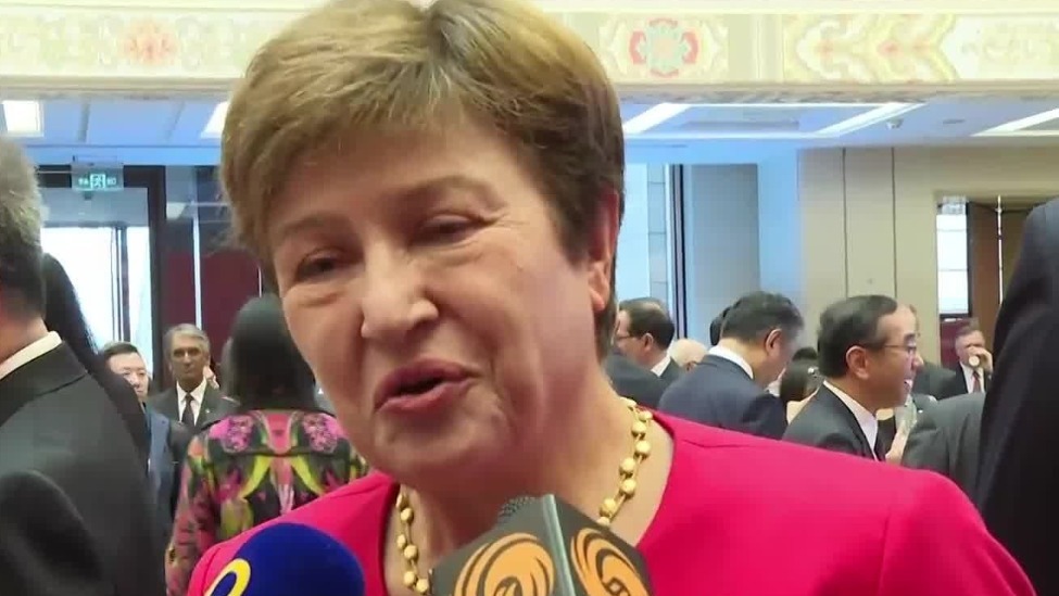 IMF总裁：中国正进行必要的改革，过去强劲的经济表现可以继续下去