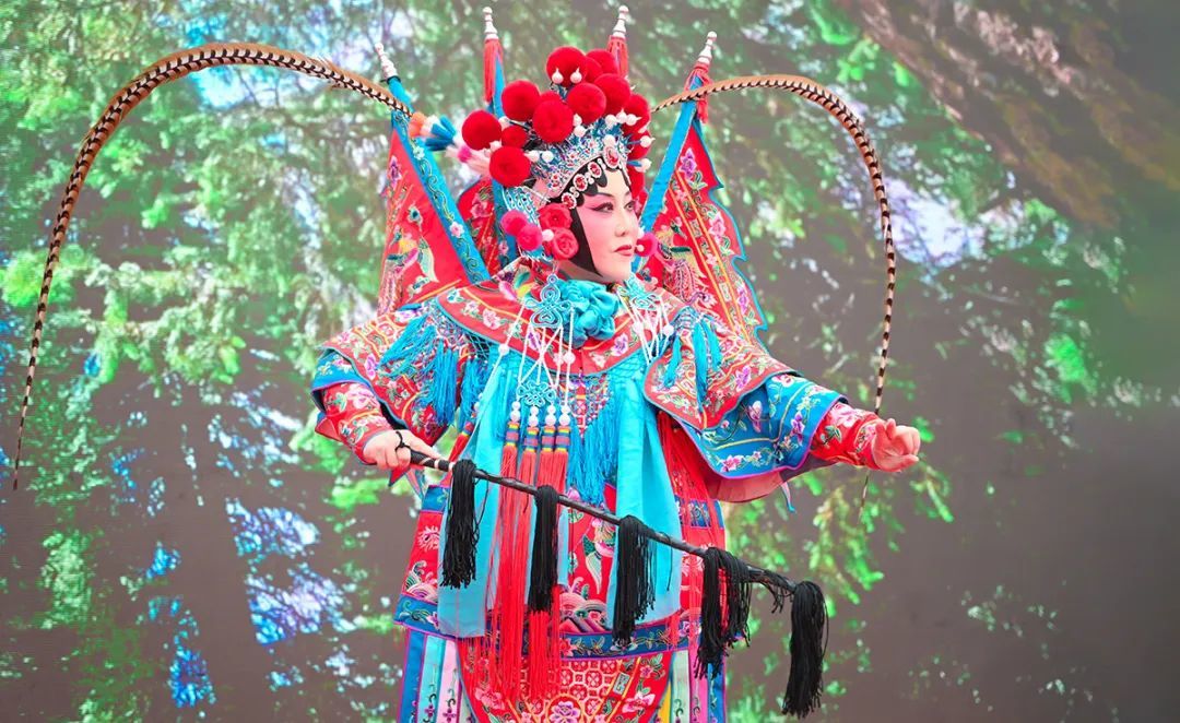 ▲武威市文旅局局长“花式”推介