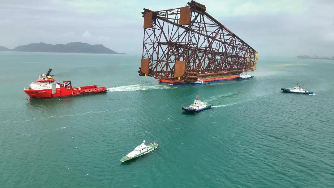 亚洲最大深水导管架“海基二号”从珠海港安全出运凤凰网广东_凤凰网