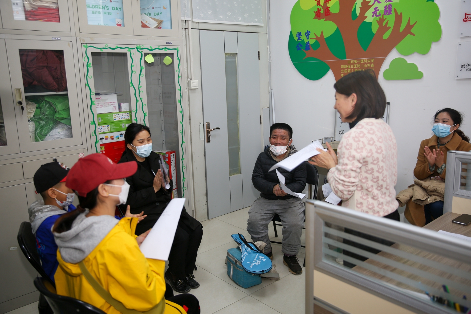 山东第一医科大学附属省立医院携手中国红十字基金会成长天使基金开展公益活动