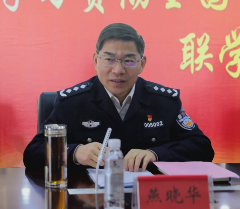 豫章师范学院与江西警察学院召开学习贯彻全国两会精神党委理论学习中心组联学联研学习（扩大）会