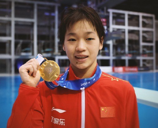 在当日举行的女子10米台决赛中，中国选手全红婵一骑绝尘，以432.80分获得金牌，领先来自英国的银牌获得者93.70分，加拿大选手获铜牌。