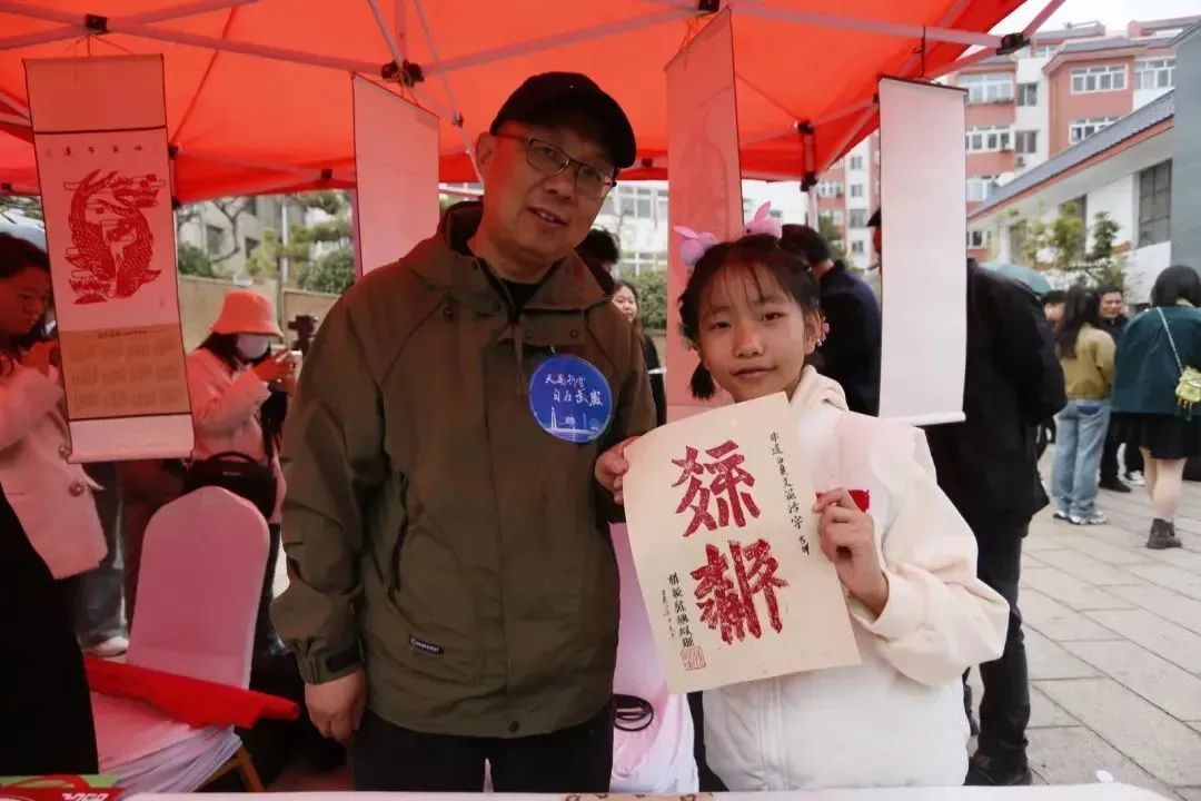 ▲西夏泥活字印刷