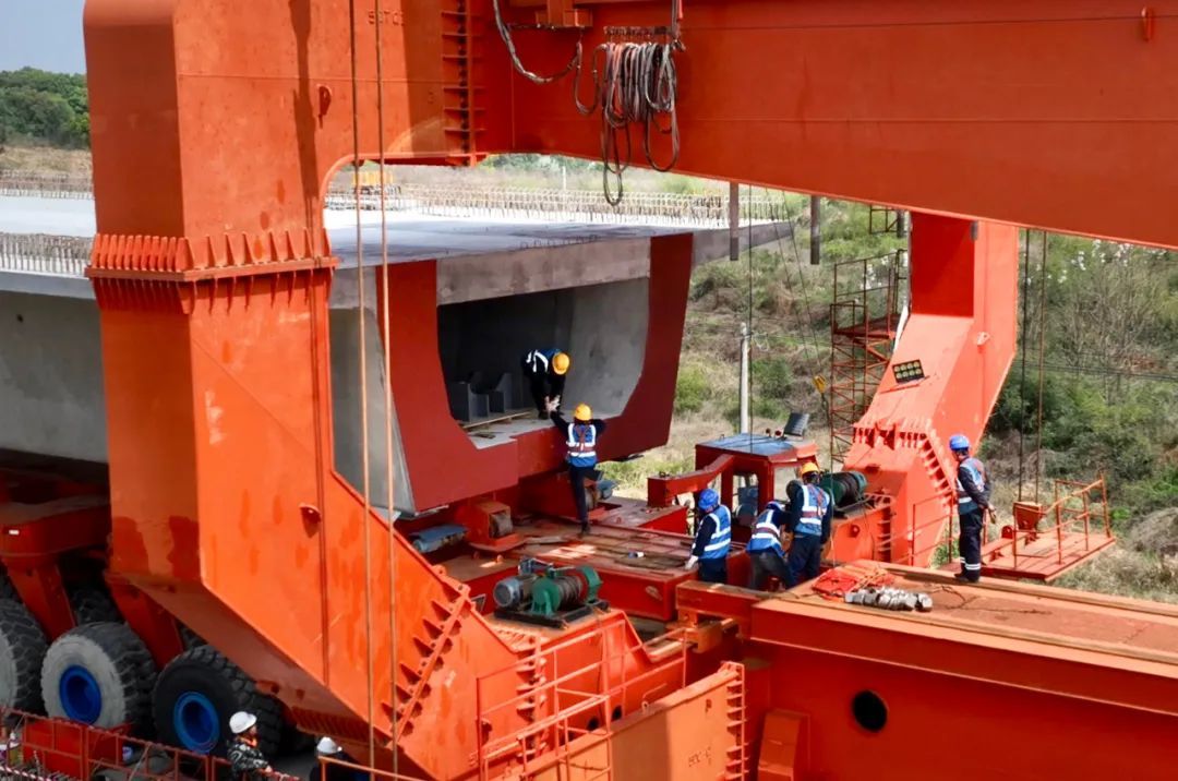 昌九高铁最新消息!共青城段首榀箱梁成功架设凤凰网江西_凤凰网