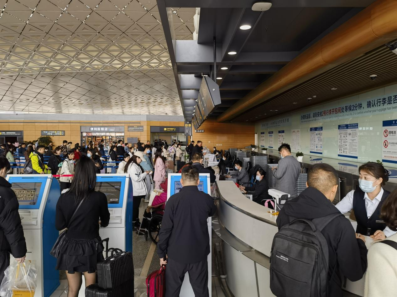 继续火爆 长春机场3月航班量旅客量恢复率均居千万级前列