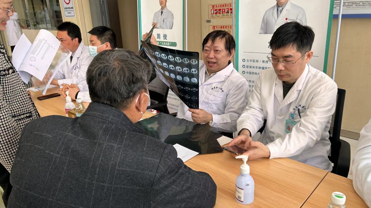 在家门口就能挂上专家号人民名医走进基层首站走进江苏如东