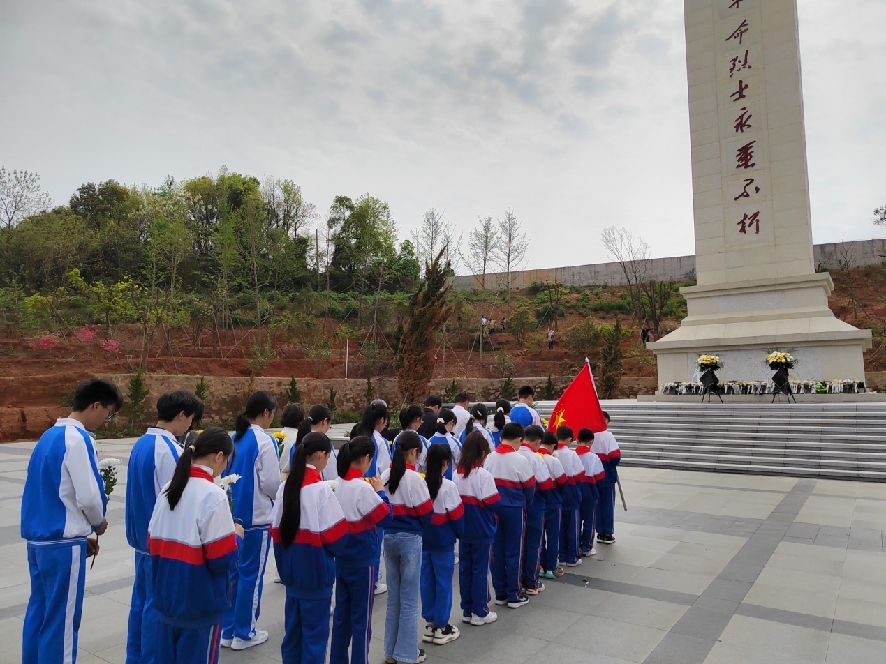 进贤县五垦学校开展清明祭英烈系列活动凤凰网江西_