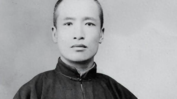 被日本人浇油漆烧死的沈阳警察局长——《巨流河》书中人物张大飞生父考_凤凰网