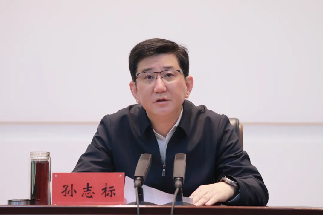 王长俊,林波,高辉,陈秉鑫,姚娟,陈劲松,王文军,袁康,张远涵,叶楠,葛勇