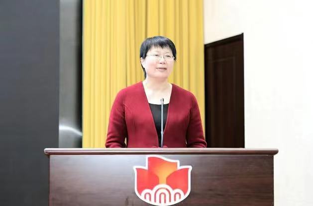 扈书乘为济南市委党校在职研究生全体学员进行专题授课