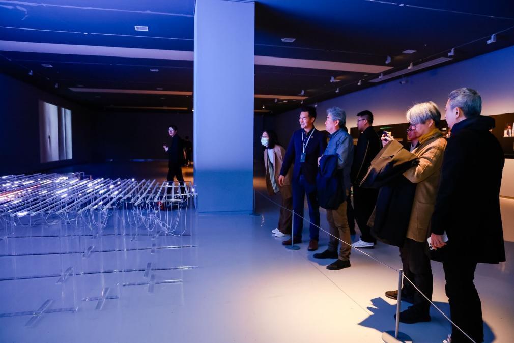 “在场—王式廓艺术扶持计划暨第六届中国当代青年艺术家提名展”在山东美术馆开幕