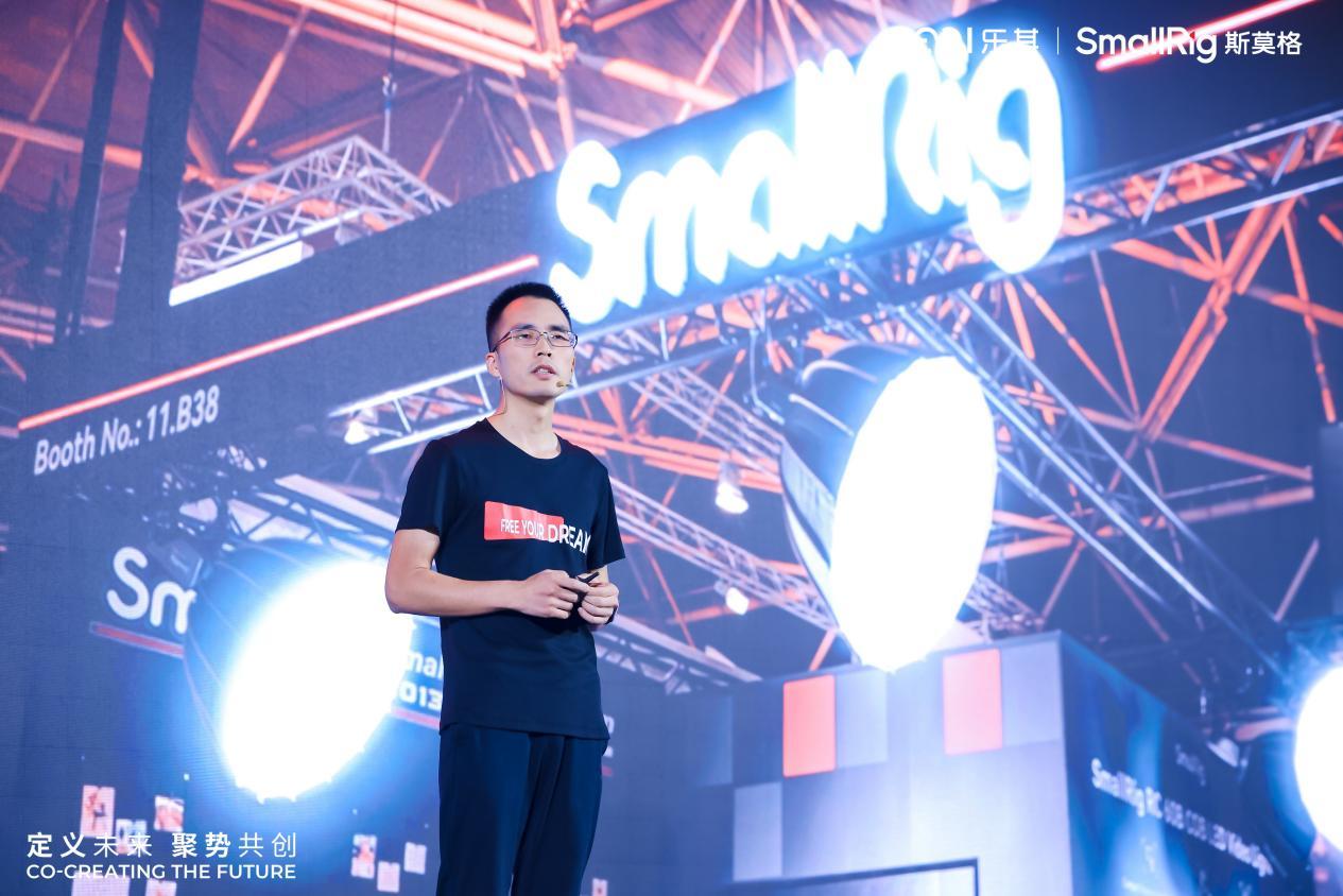 周阳在演讲中多次强调”用户第一“