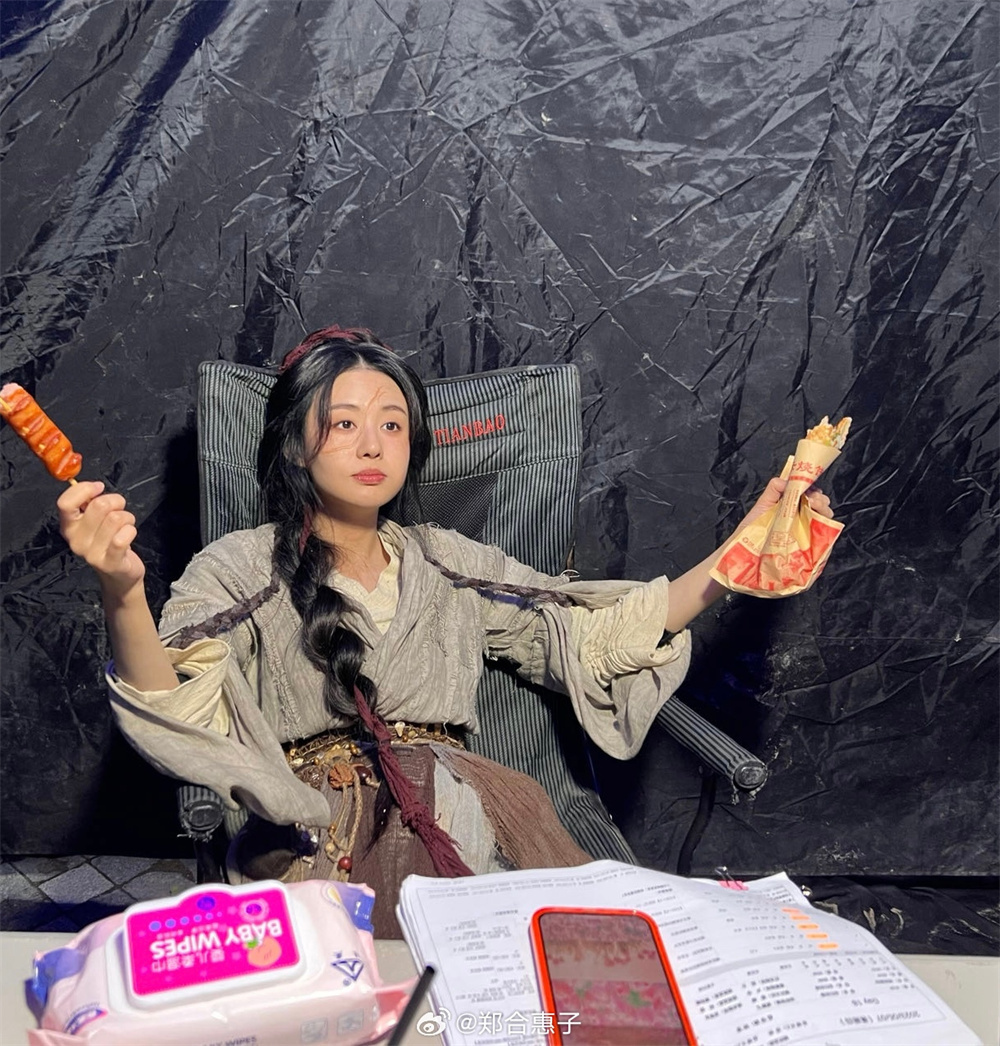 《花间令》花絮照