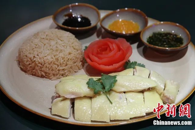 图为海南鸡饭。张月和 摄