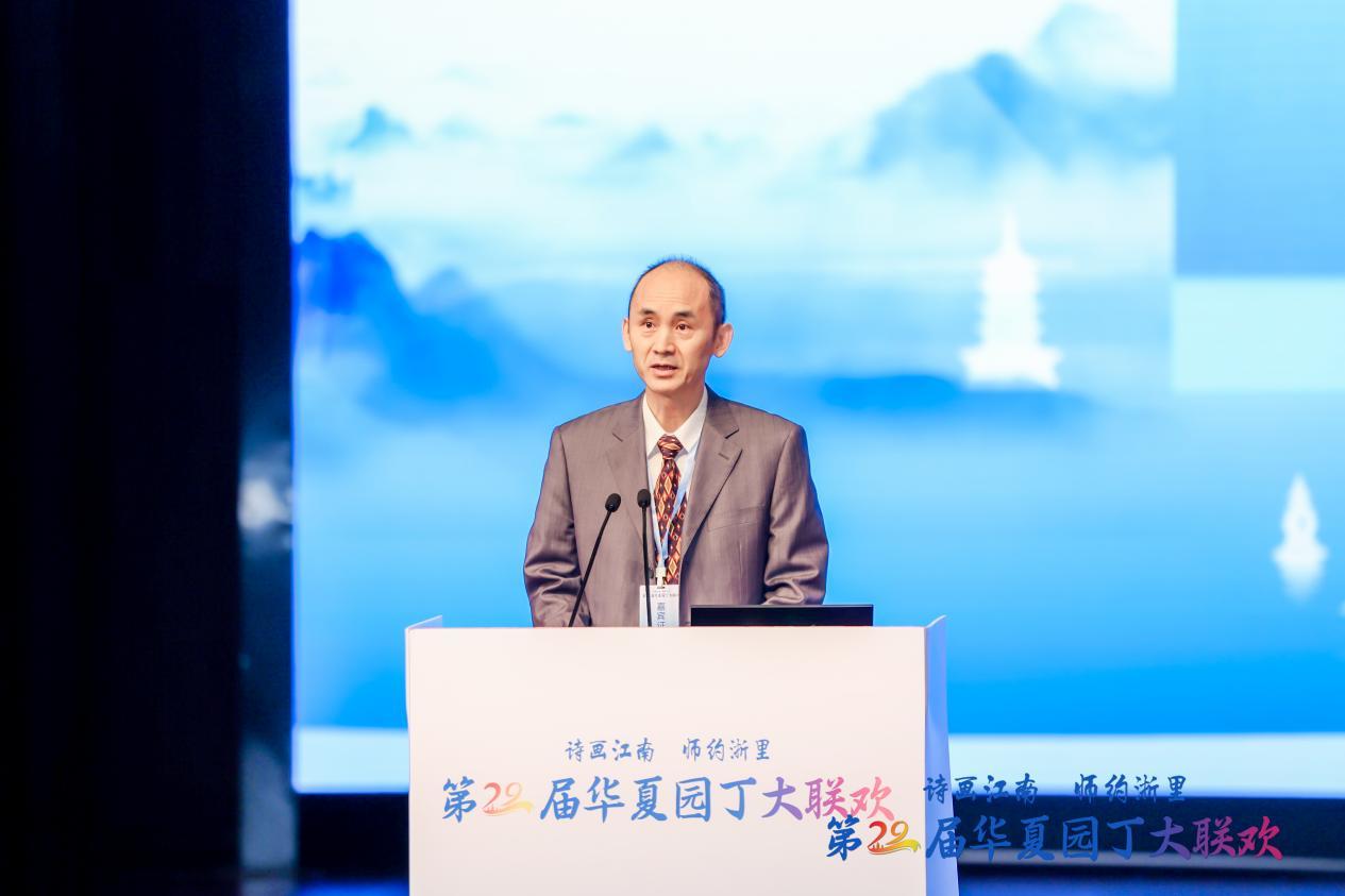 香港中联办教科部一级巡视员刘懋洲