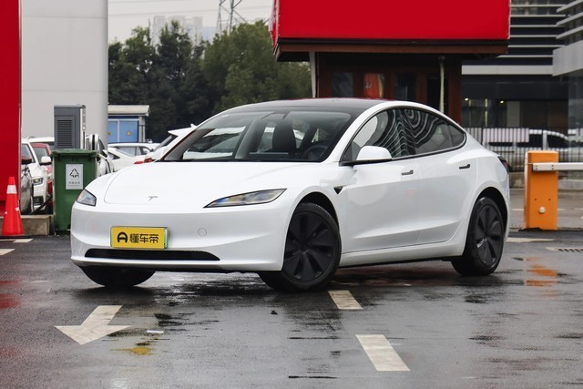 特斯拉全球季度交付量4年来首降,市值蒸发逾1900亿人民币