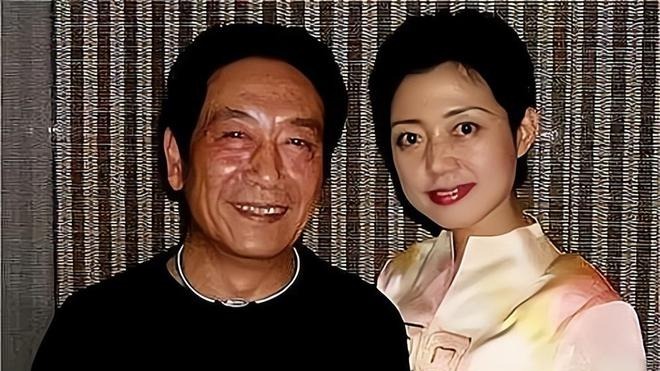 饶芯语不顾反对嫁大37岁王奎荣为71岁的他生子如今过得如何