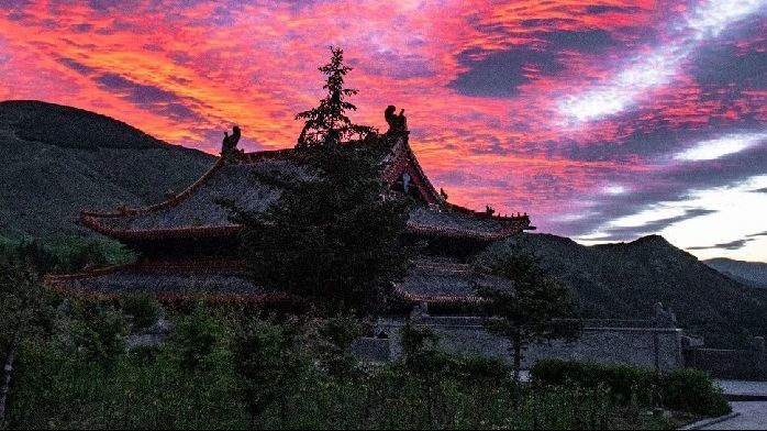 供养了非正信寺院或僧人,咋办?_凤凰网