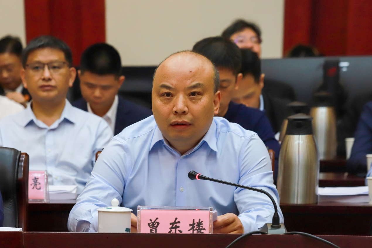 湖南高院副院长曾东楼通报工作情况