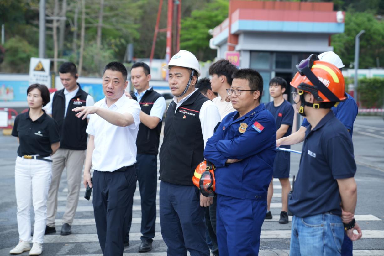 深圳市突发事件应急委员会办公室组织 超高层建筑灭火无人机实战应用测试