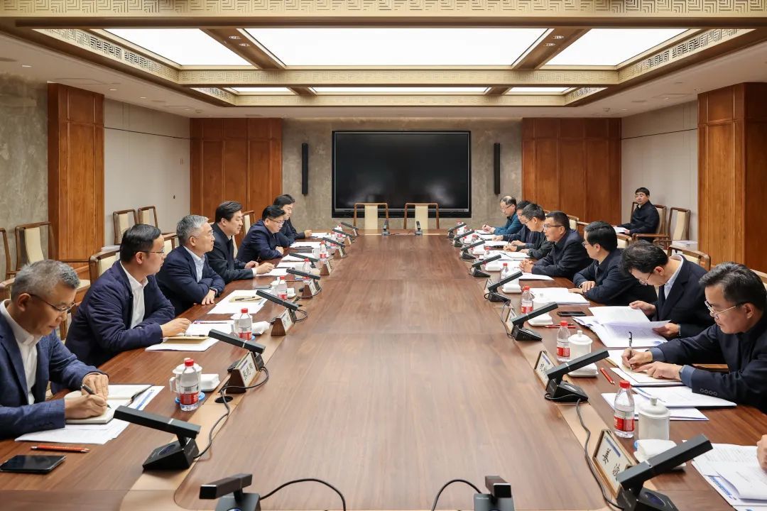 无锡市长赵建军进一步建强综合交通枢纽抢抓产业发展机遇