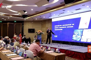 广州脑博仕医院洪绍蒙教授应邀出席广州市医师协会2024首届5N神经损伤与修复技术国际前沿高峰论坛荣获表彰!