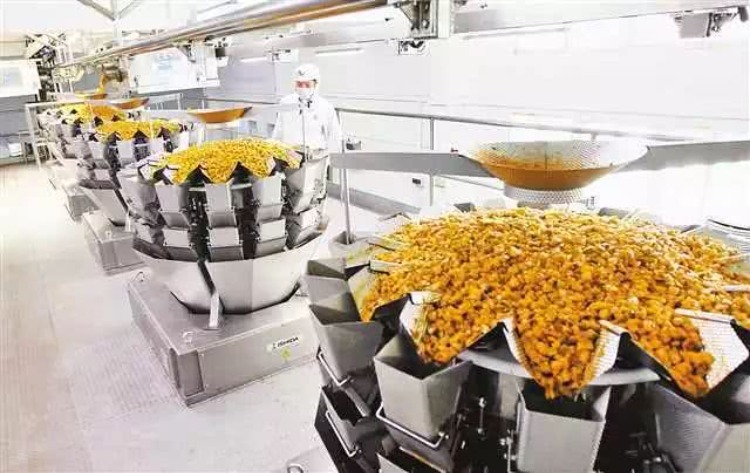 重庆市涪陵榨菜集团股份有限公司的生产车间。受访者供图
