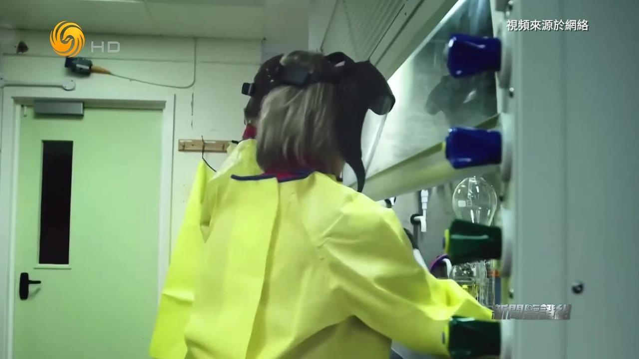 针对“X疾病”，曾研究过生化武器的实验室提出“100天疫苗计划”？