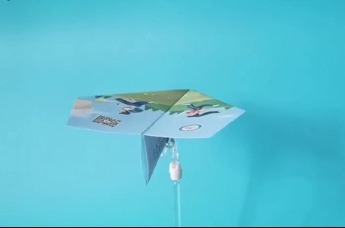 应急纸飞机怎么折