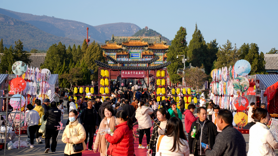 中岳庙会图片