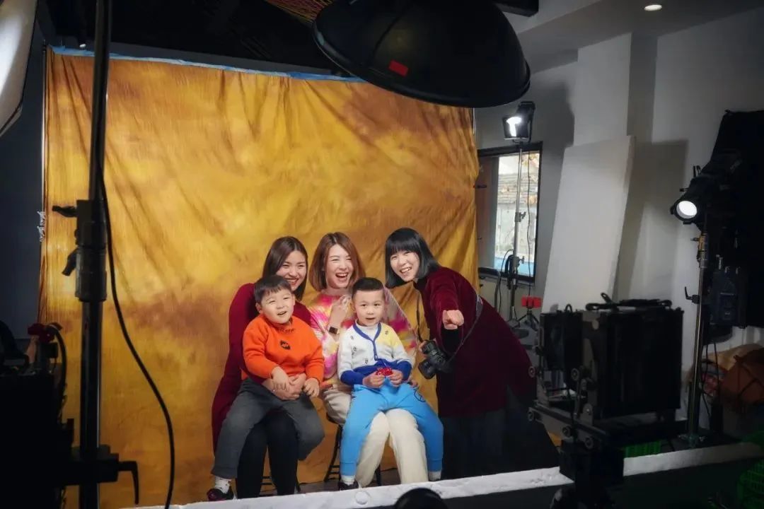 多栖艺术家文静:用一张照片,让人生鲜活|行动者