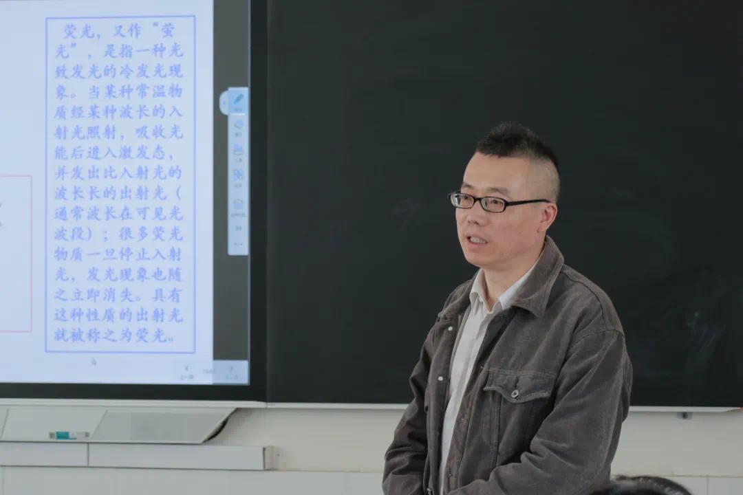 省优秀校长工作室的引领作用,与长武县中学深化城乡协作共同体建设
