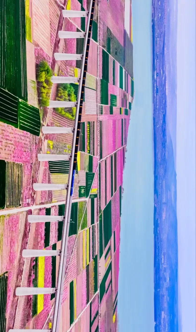 //运城市　七彩盐湖