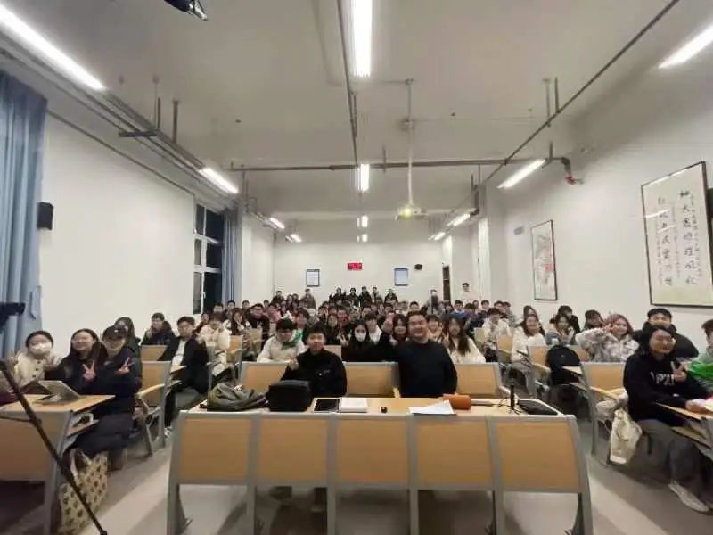 课程《中国传统音乐文化美育赏析》结课时