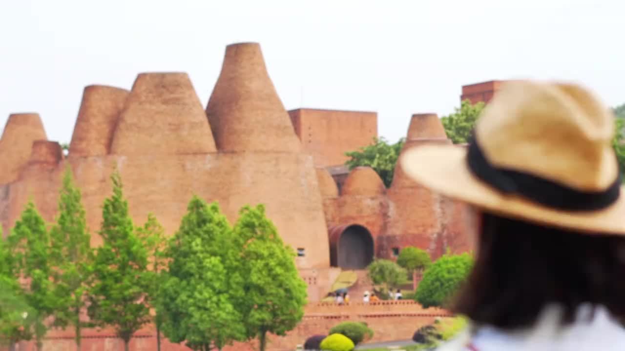 超强马赫电混PHREV技术，综合续航1500km，东风风神L7深度试驾