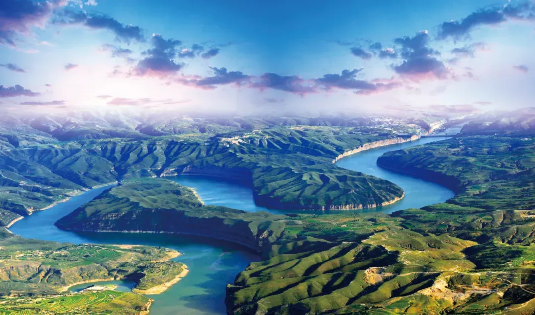 // 准格尔黄河大峡谷