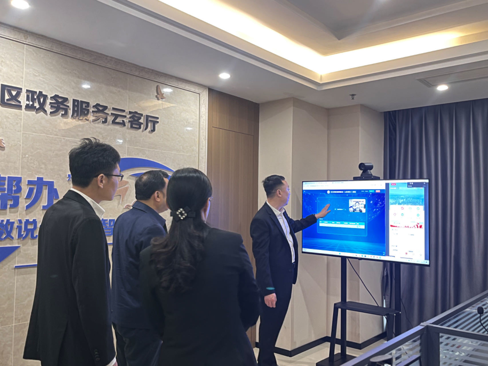 南昌红谷滩区“e见帮办”系统正式上线