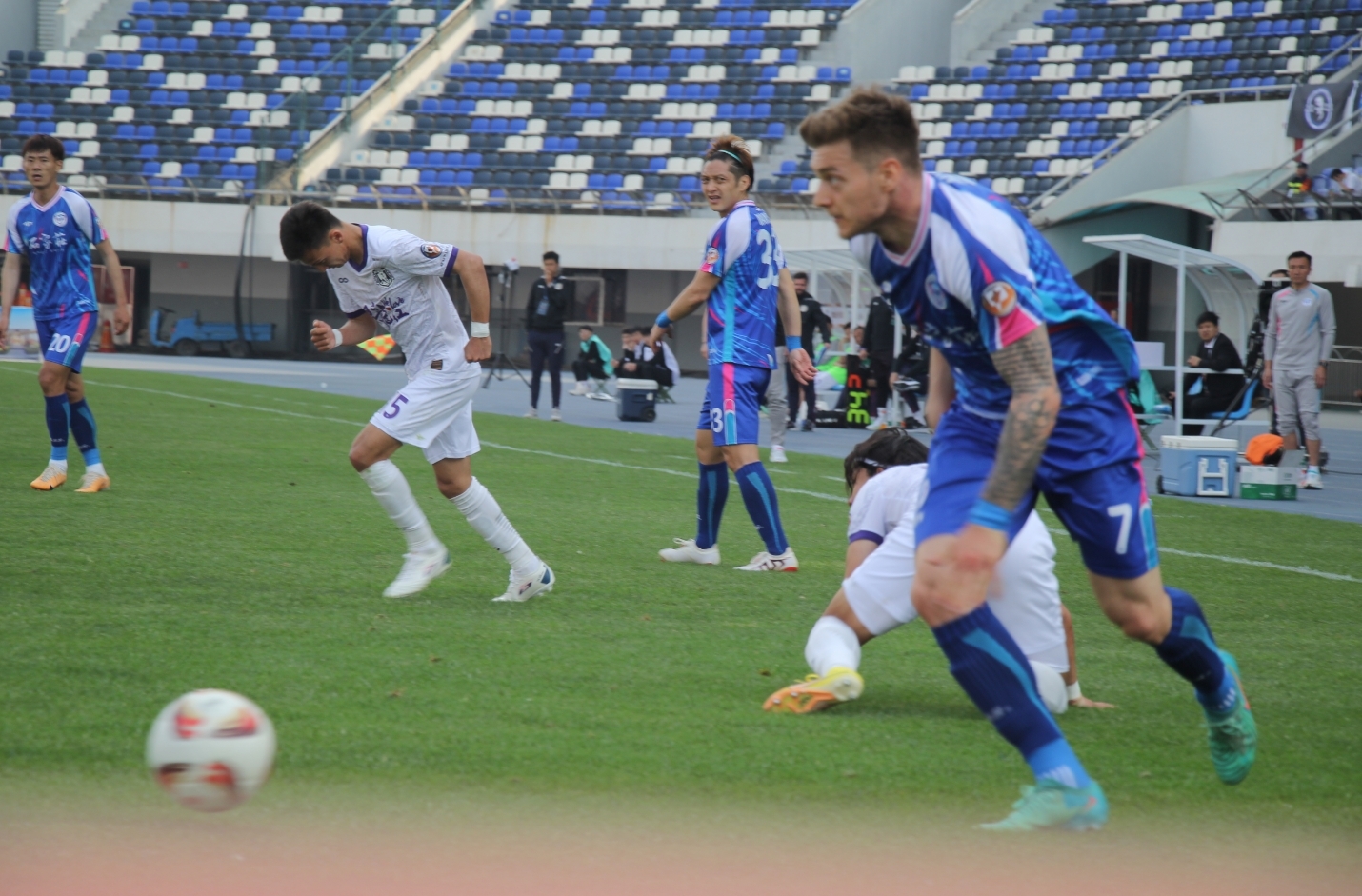 梅西建功,石家庄功夫主场小胜黑龙江冰城