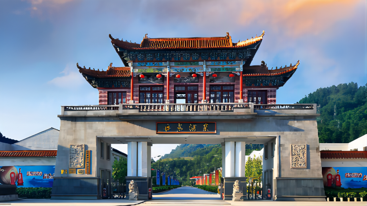 丹泉洞藏封坛文化节:传承封坛酒韵,共赏三月三民族风情