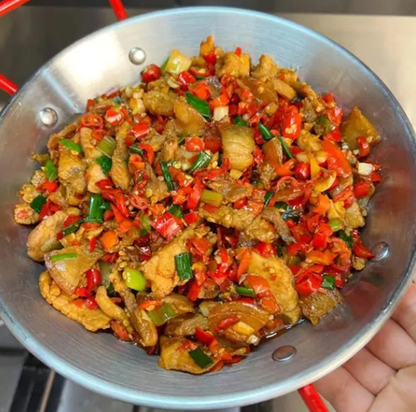 彬江小炒牛肉