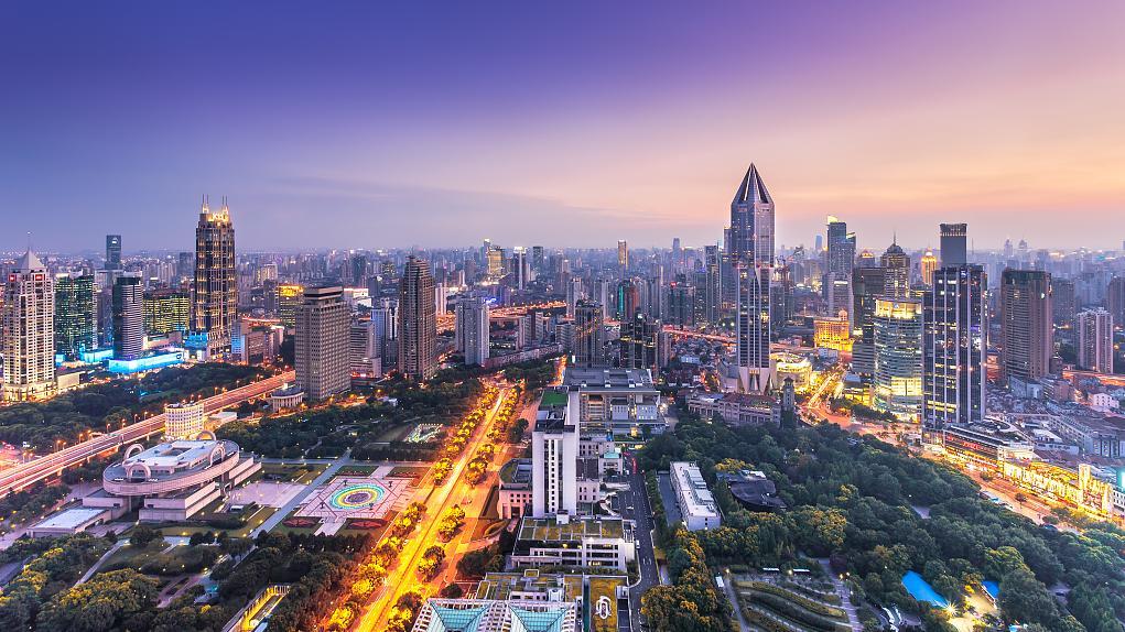 机构：上海往年旅店买卖额93.2亿元，两笔年夜宗买家来自海外