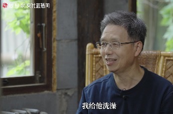 北大教授胡泳：照护年迈父母的过程中我意识到，人生不止有“美”